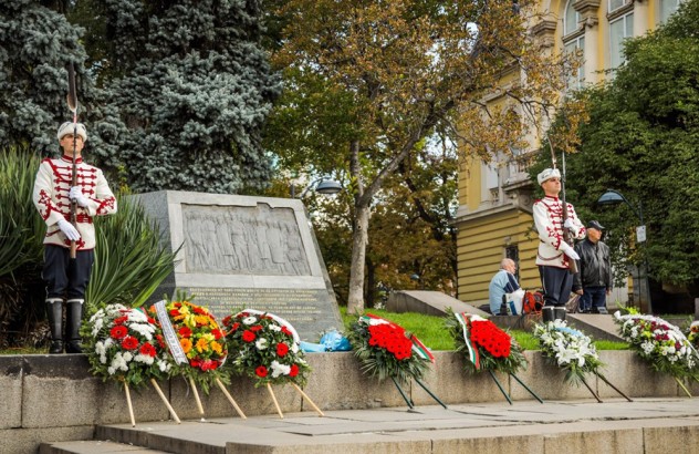 22.09 -11 ч.-Честваме 118 г. от независимостта на Б-я.jpg